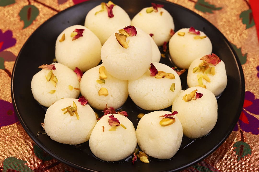 Best Baked Rasgulla Or Gur Rasgulla In Kolkata